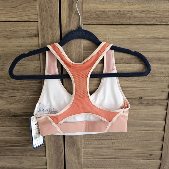 NWT Reebok sports bra size XS blush peach pink gym yoga top padded bra - Picture 3 of 4